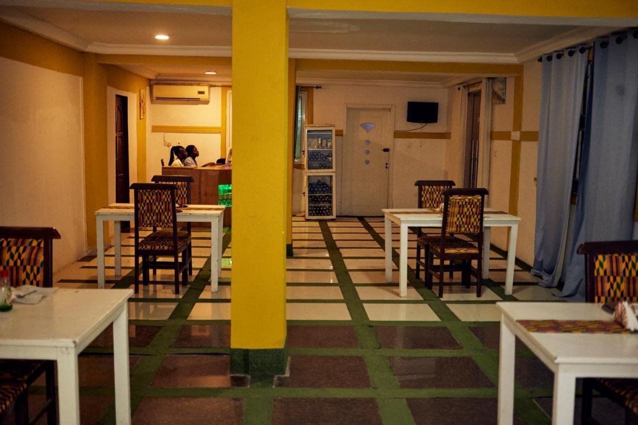 Ellisa Hospitality And Spa Hotel Accra Exterior photo